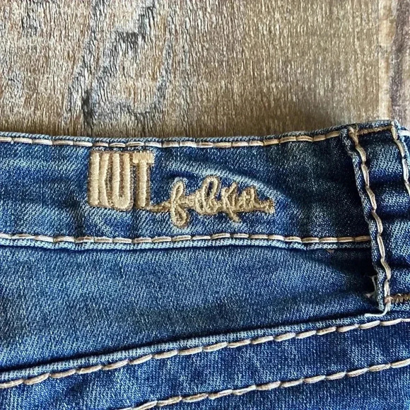 Kit from  the Kloth | Natalie Bermuda Shorts - Picture 7 of 8